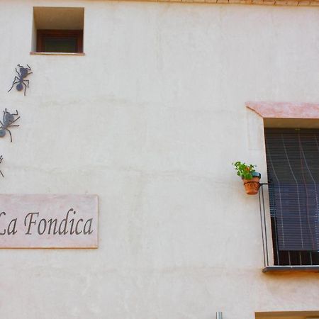 Hotel La Fonda De La Estacion La Puebla De Valverde Kültér fotó