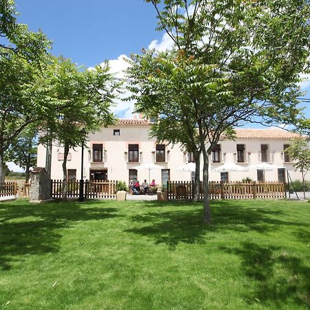 Hotel La Fonda De La Estacion La Puebla De Valverde Kültér fotó